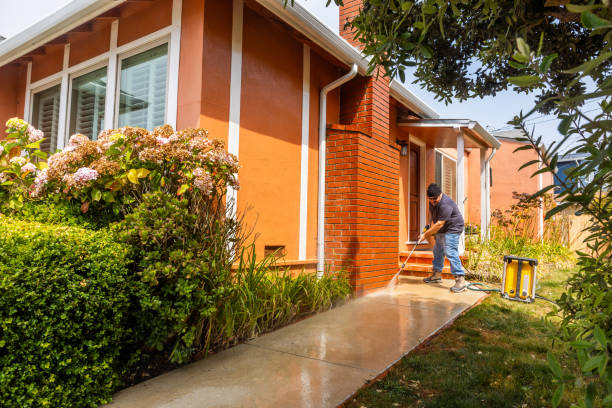 Best Concrete Pressure Washing  in Coulee Dam, WA
