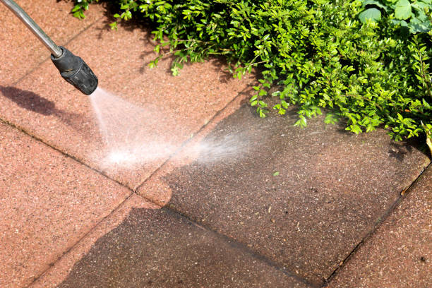 Why Choose Our Certified Pressure Washing Experts for Your Project Needs in Coulee Dam, WA?